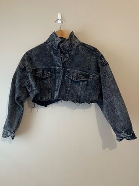 🔷 Playboy | Cropped Acid Wash Denim Jacket